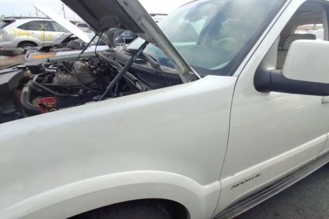 Photo of 2003 Lincoln Aviator