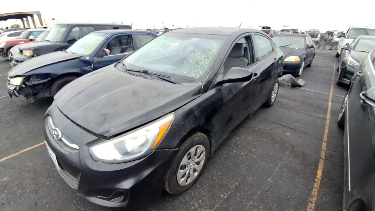 Photo of 2015 Hyundai Accent