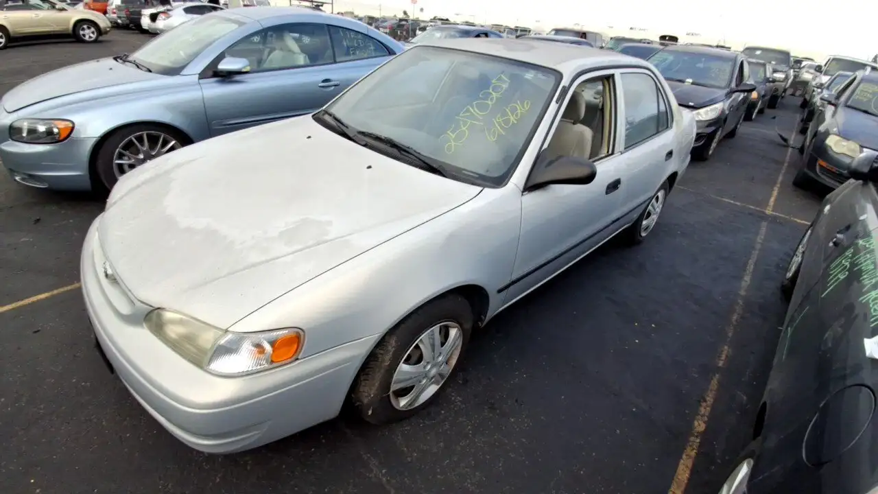 Photo of 2000 Toyota Corolla