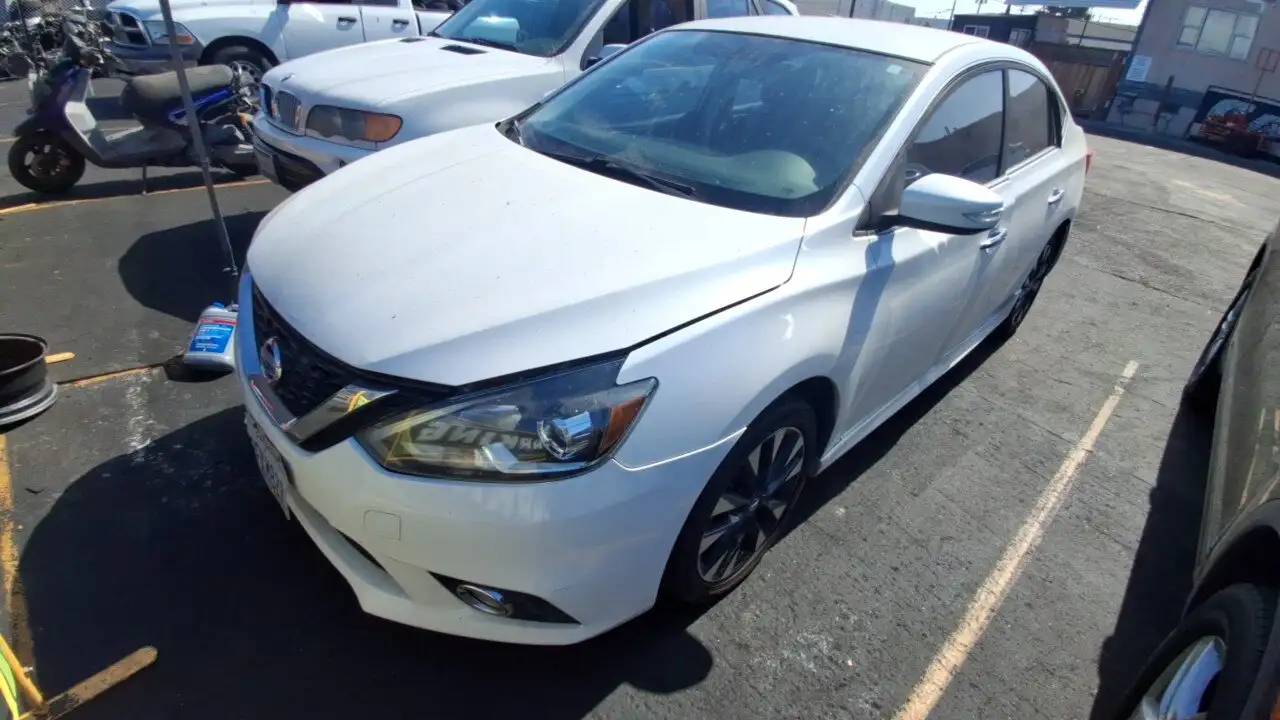Photo of 2016 Nissan Sentra
