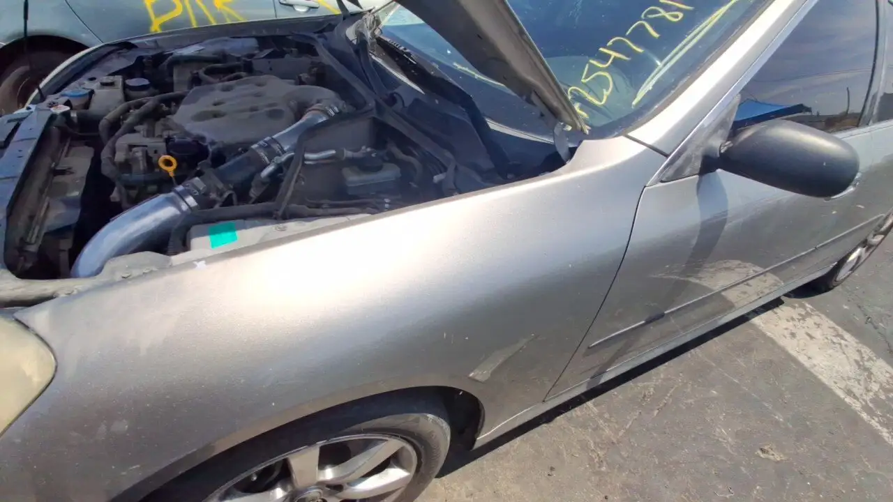 Photo of 2005 Infiniti G35