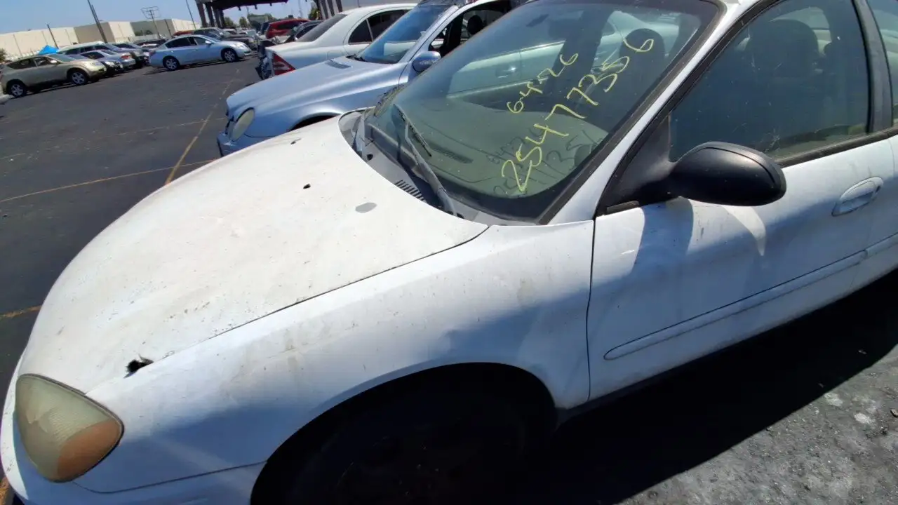 Photo of 2007 Ford Taurus
