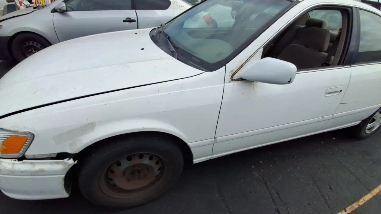 Photo of 2000 Toyota Camry