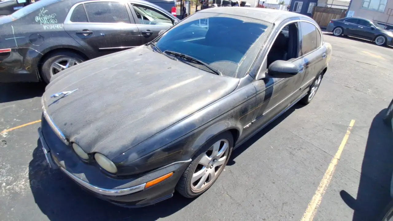 Photo of 2005 Jaguar X-Type