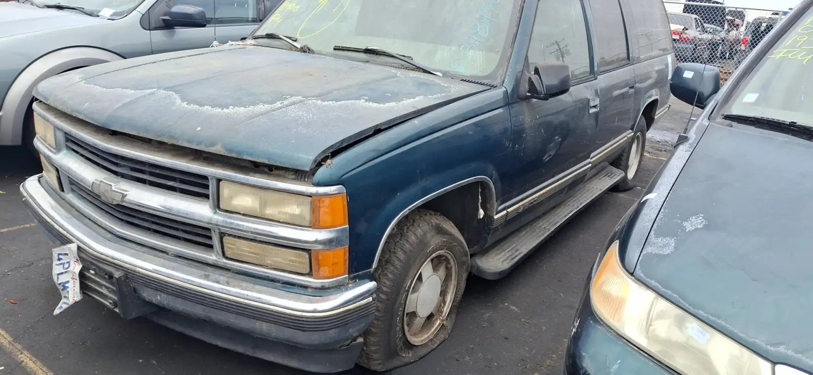 Photo of 1998 Chevrolet C1500 Suburban