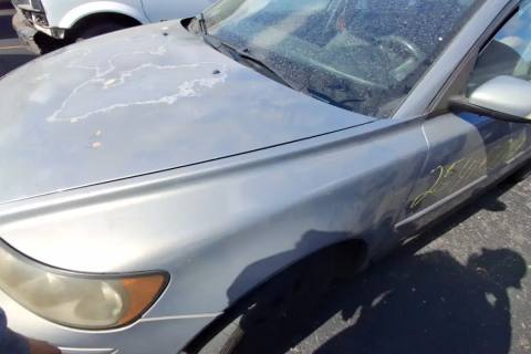 Photo of 2004 Volvo S40