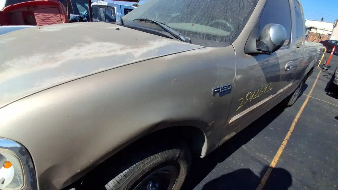 Photo of 2000 Ford F-150
