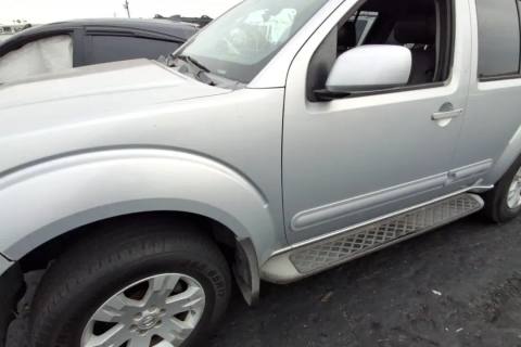 Photo of 2005 Nissan Pathfinder