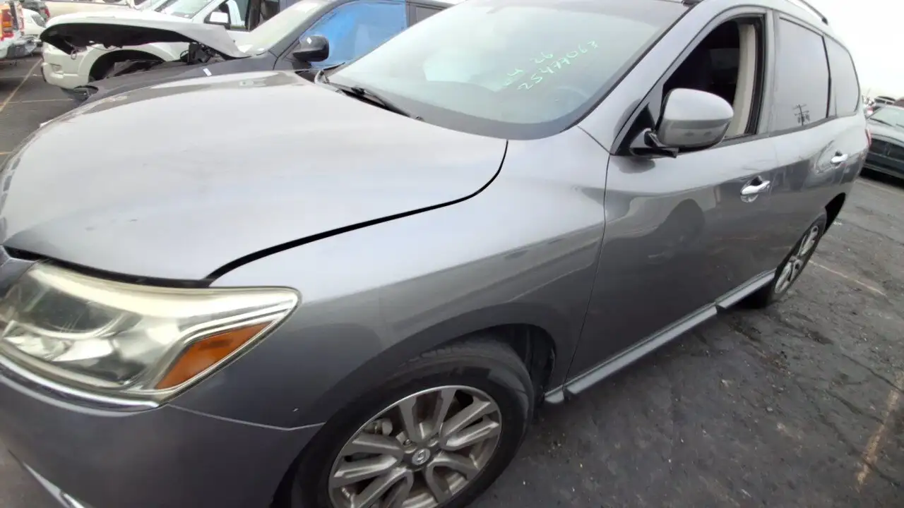 Photo of 2015 Nissan Pathfinder