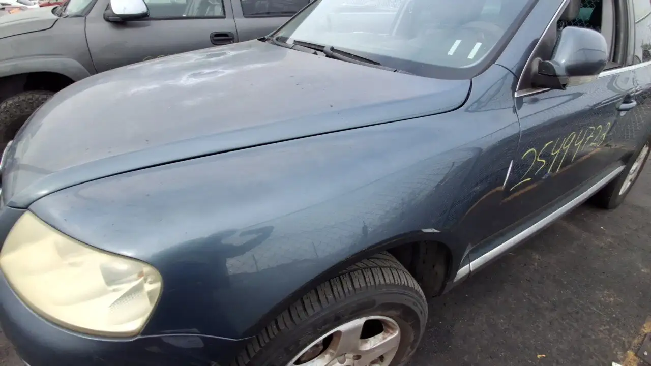 Photo of 2005 Volkswagen Touareg