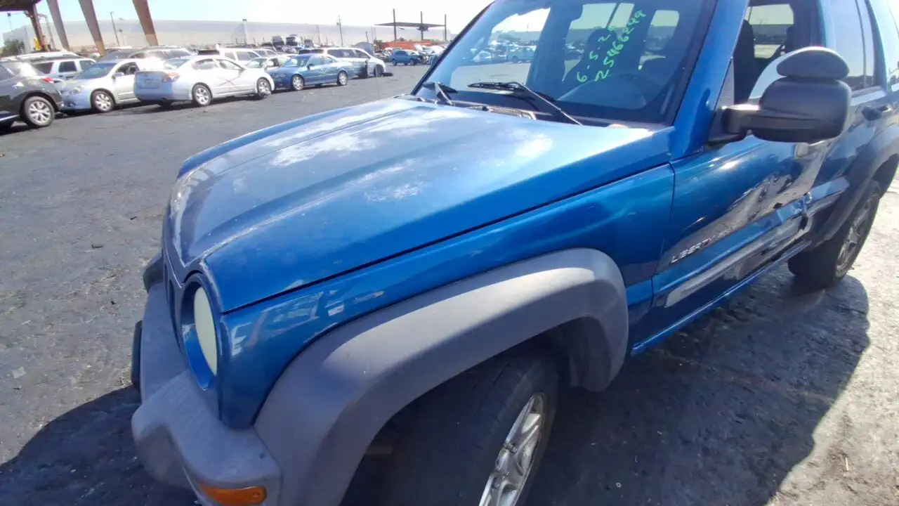Photo of 2003 Jeep Liberty