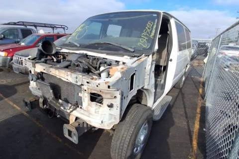 Photo of 2010 Ford E-350 Super Duty