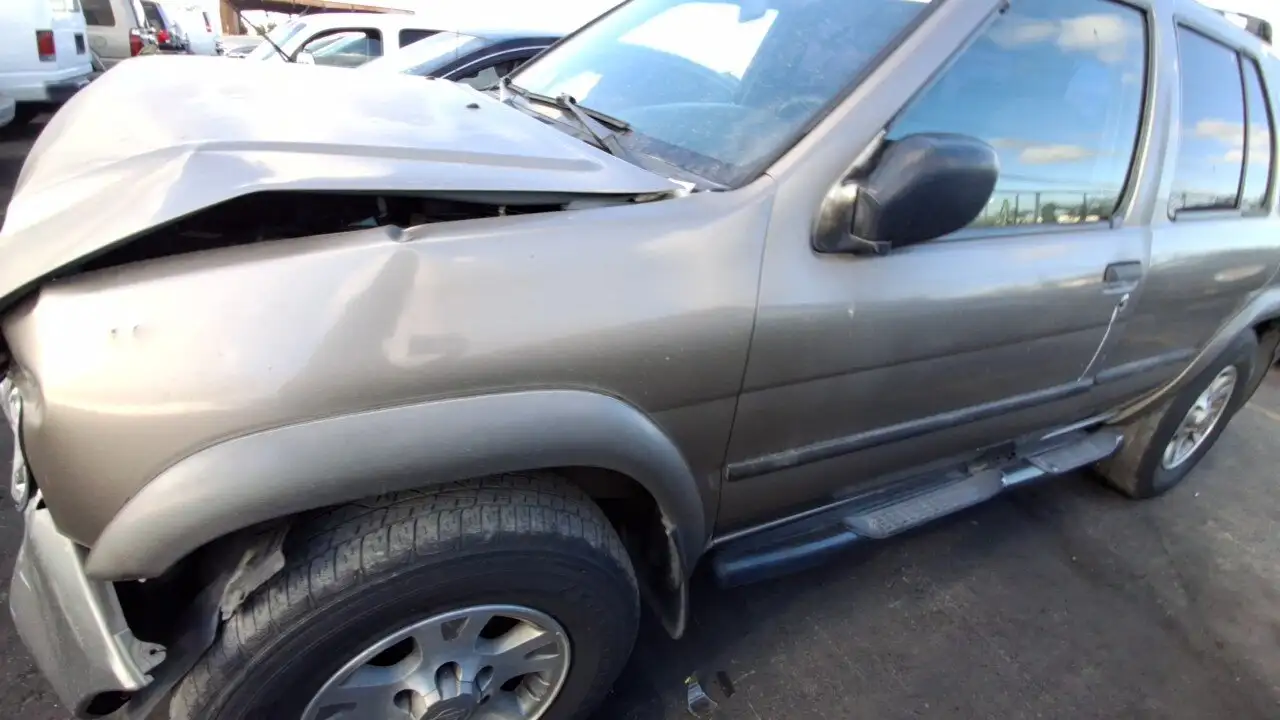 Photo of 2001 Nissan Pathfinder