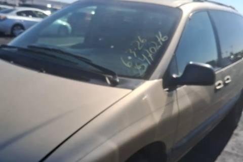 Photo of 1999 Dodge Caravan