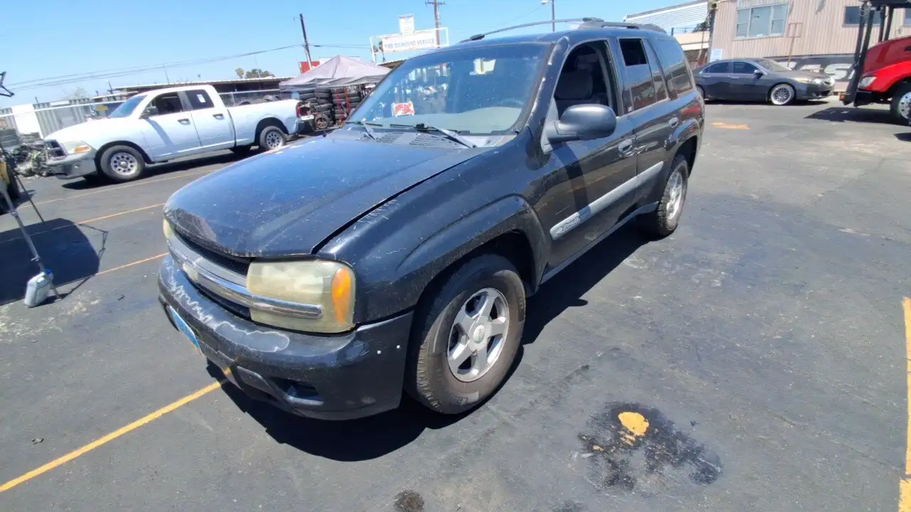Photo of 2004 Chevrolet Trailblazer