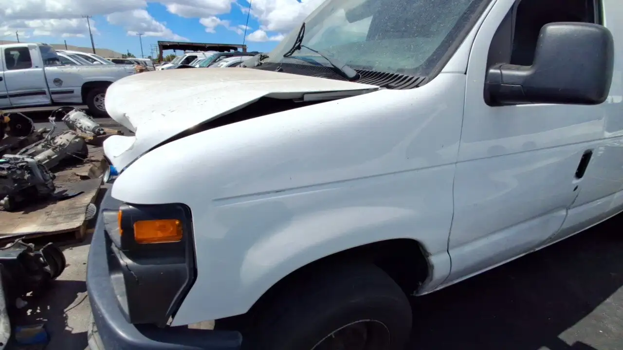 Photo of 2011 Ford E-150