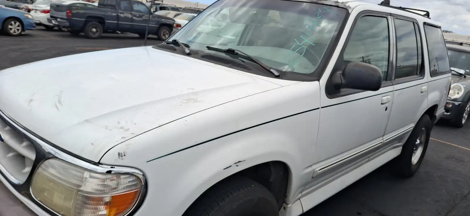 Photo of 1995 Ford Explorer