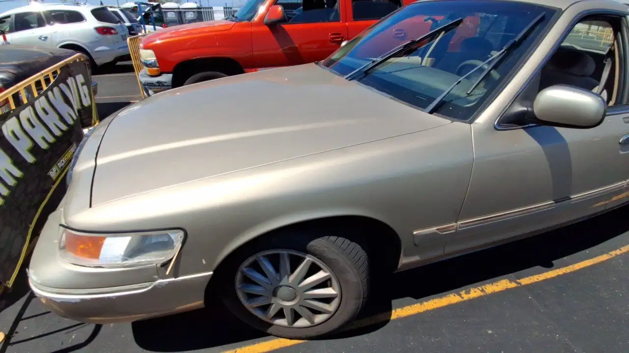 Photo of 2000 Mercury Grand Marquis