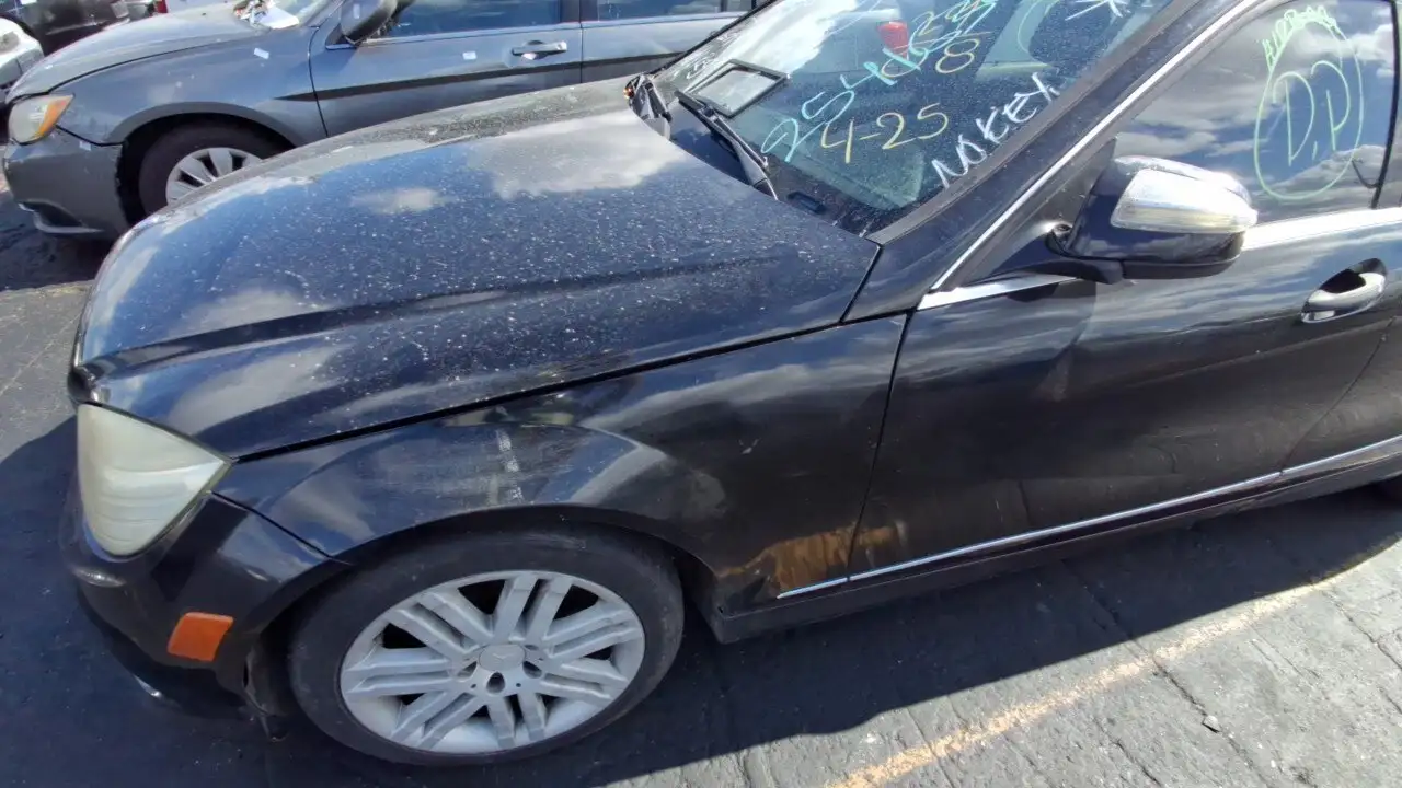Photo of 2008 Mercedes-Benz C300