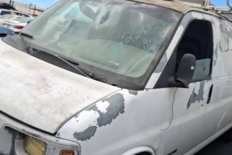Photo of 1998 Gmc Savana 2500