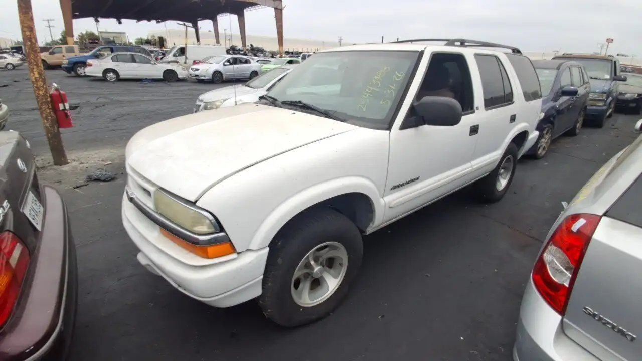 Photo of 2003 Chevrolet Blazer