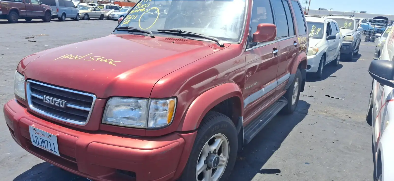 Photo of 1998 Isuzu Trooper