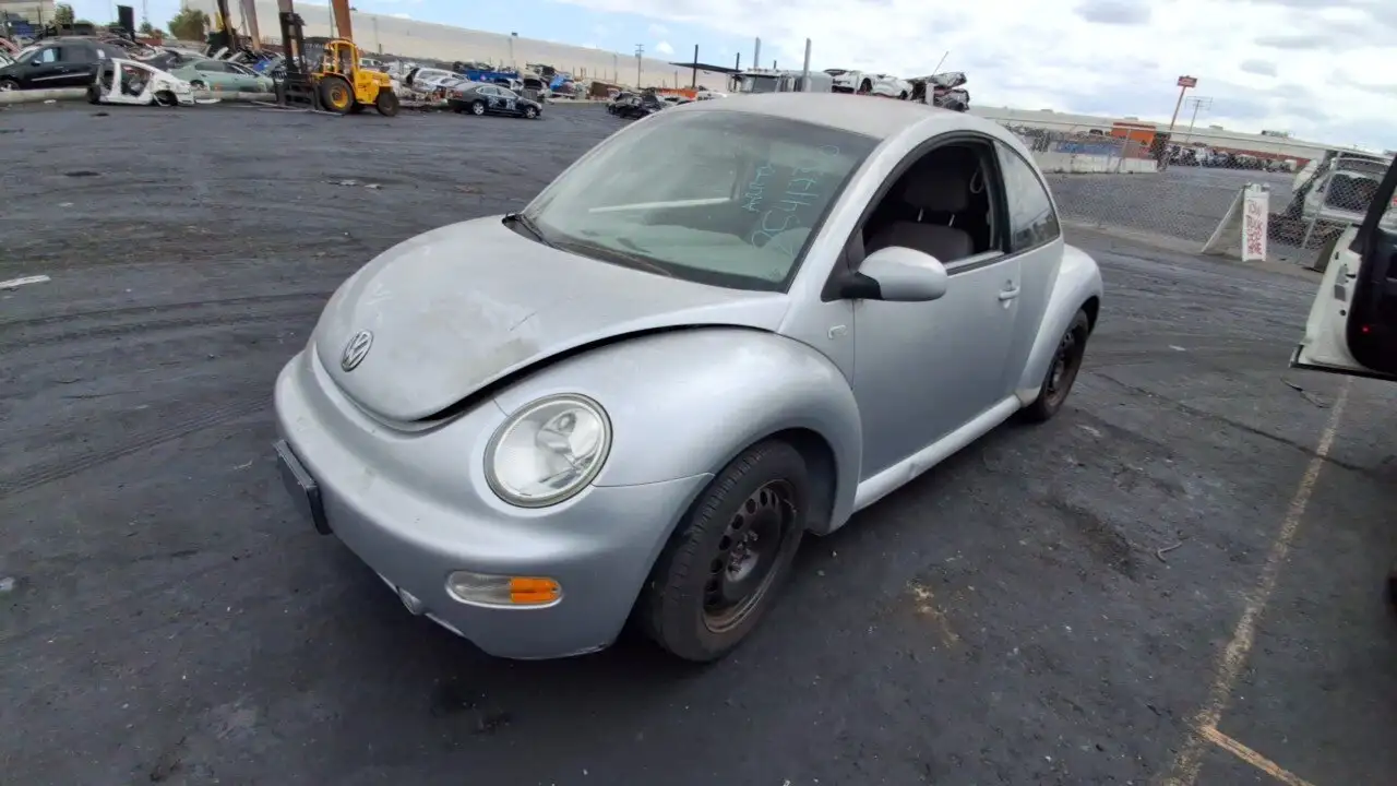 Photo of 2001 Volkswagen Beetle