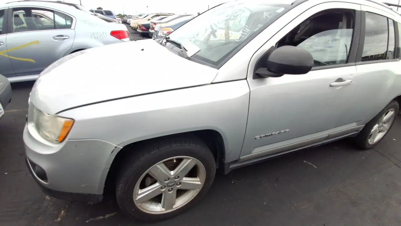 Photo of 2011 Jeep Compass