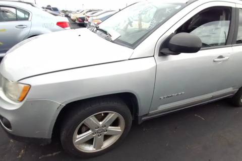 Photo of 2011 Jeep Compass