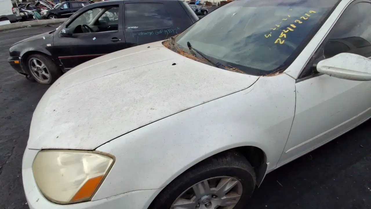 Photo of 2005 Nissan Altima