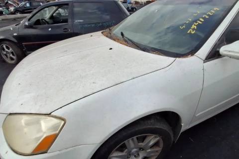 Photo of 2005 Nissan Altima