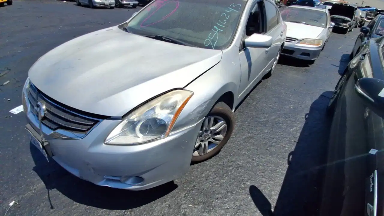 Photo of 2012 Nissan Altima