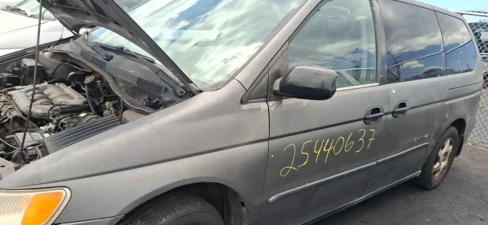 Photo of 1999 Honda Odyssey