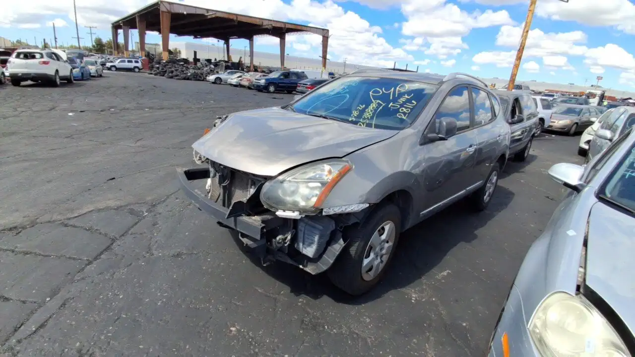 Photo of 2015 Nissan Rogue Select