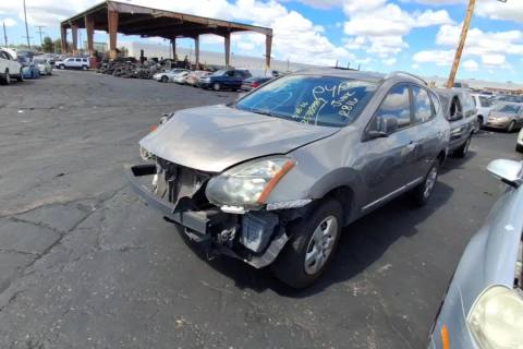 Photo of 2015 Nissan Rogue Select