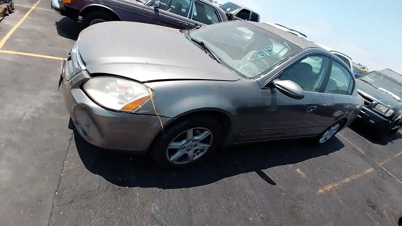 Photo of 2005 Nissan Altima