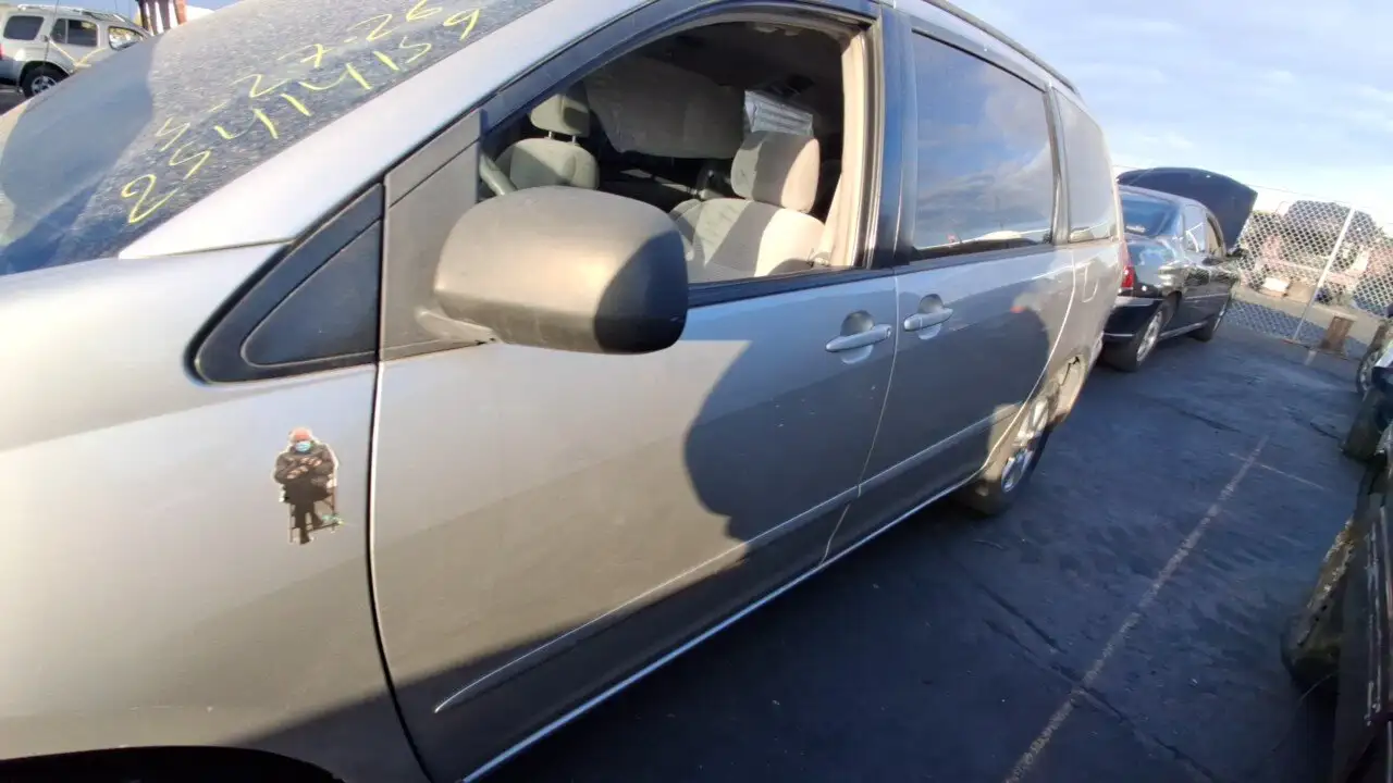 Photo of 2007 Toyota Sienna
