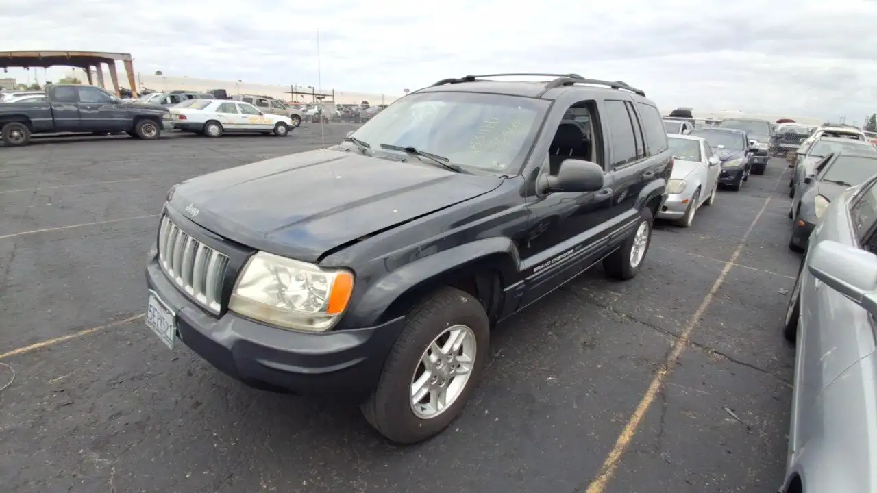 Photo of 2004 Jeep Grand Cherokee