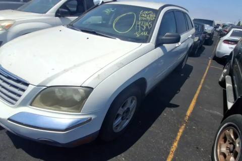 Photo of 2005 Chrysler Pacifica