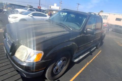 Photo of 2004 Ford Explorer Sport Trac