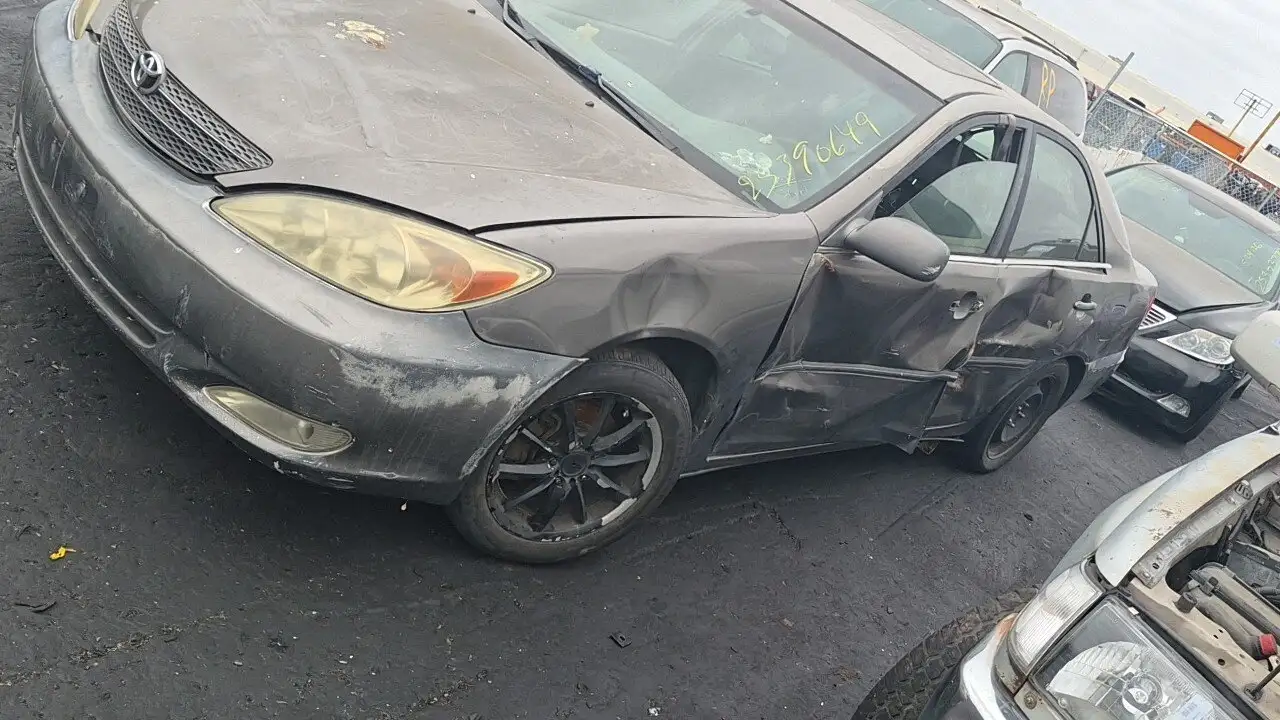Photo of 2004 Toyota Camry