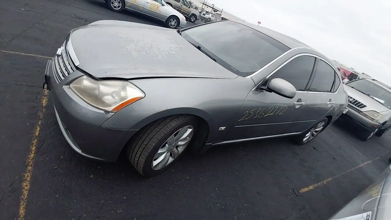 Photo of 2006 Infiniti M45