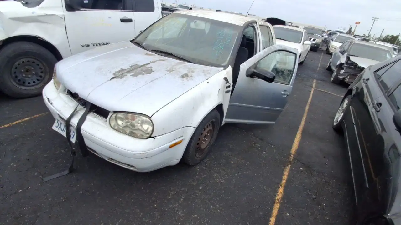 Photo of 2000 Volkswagen Golf