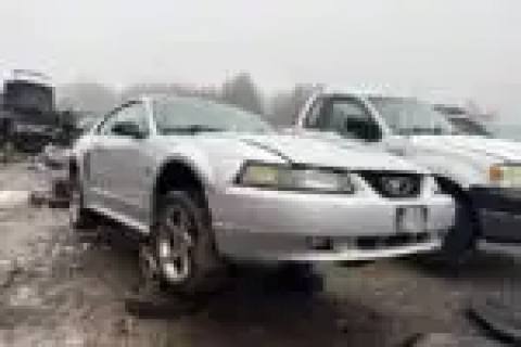Photo of 2004 Ford Mustang