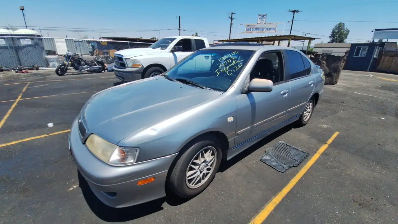 Photo of 2001 Infiniti G20