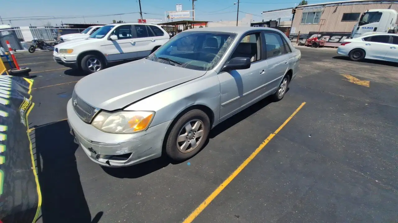 Photo of 2002 Toyota Avalon