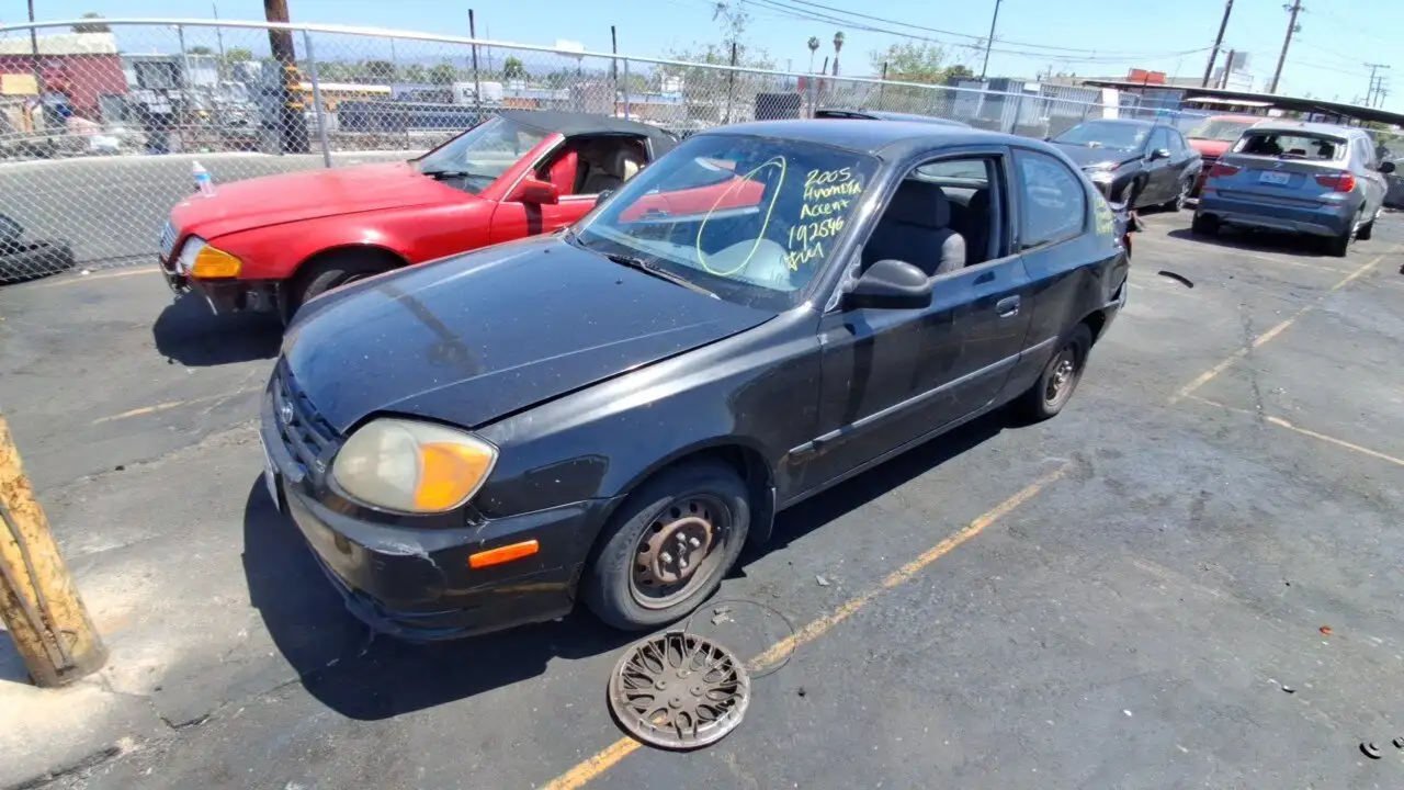 Photo of 2005 Hyundai Accent