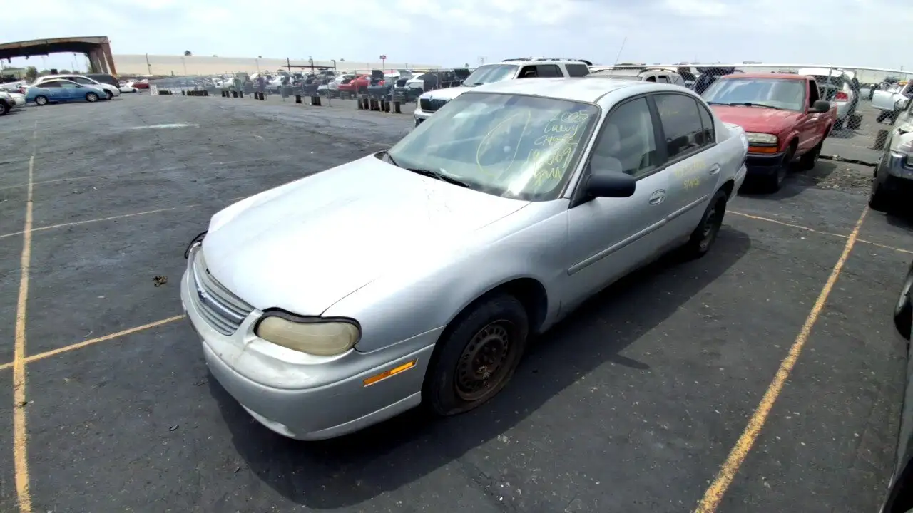 Photo of 2005 Chevrolet Classic