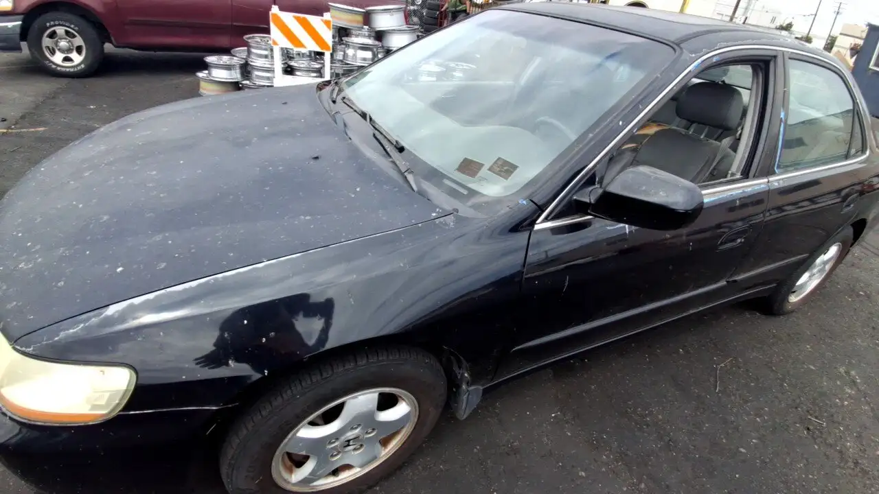Photo of 2000 Honda Accord