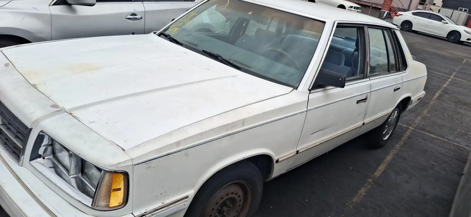 Photo of 1988 Dodge 600